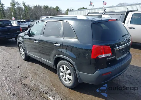 2013 Kia Sorento Lx z USA, uszkodzony, nr VIN 5XYKTCA6XDG336906
